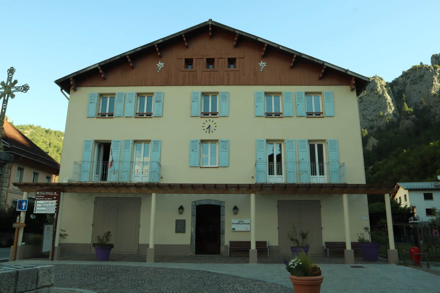 Exterieur gîte du Mercantour 1 ⓒLoucheMaeva